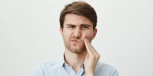 Боль во рту: причины воспаления слизистой и эффективные методы лечения.