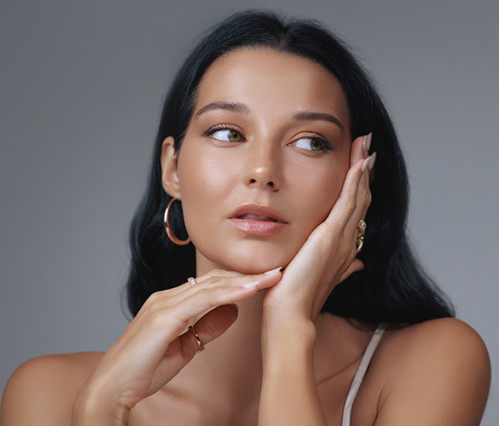 Как действует крем Pharmaceris A HYALURO-SENSILIUM? Активные компоненты и эффект для кожи.