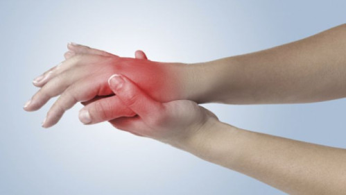 Артрит: причины, симптомы и современные методы лечения